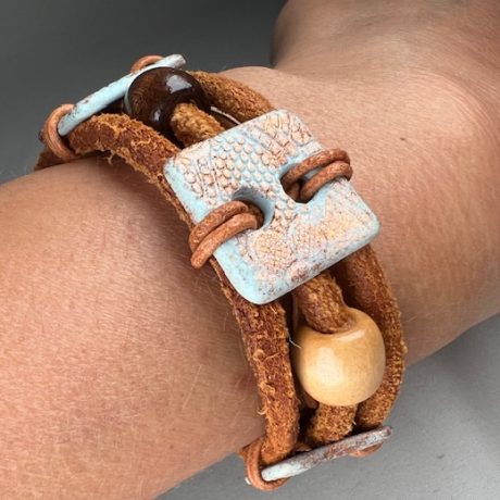 bracelet porcelaine et cuir VIRELA