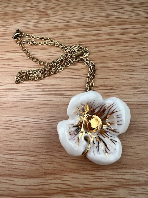 COLLIER FLEUR ET OR NAJDA 2