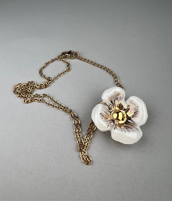 COLLIER FLEUR ET OR NAJDA 3