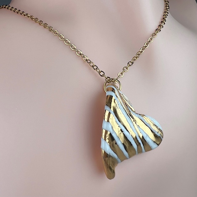 COLLIER OR CEOUT BLANC LELENA2