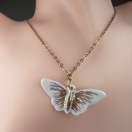 collier or papillon blanc  sur chaine VALENTINA
