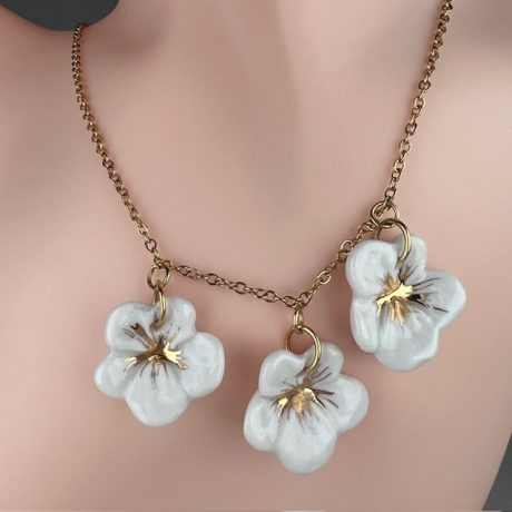 collier OR bouquet triple  fleurs sur chaine OLGA