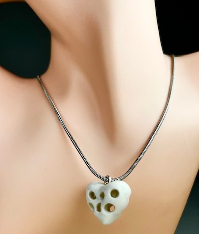 collier porcelaine blanche APADEVA sur chaine