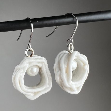 boucles d'oreille porcelaine blanche MARGOT